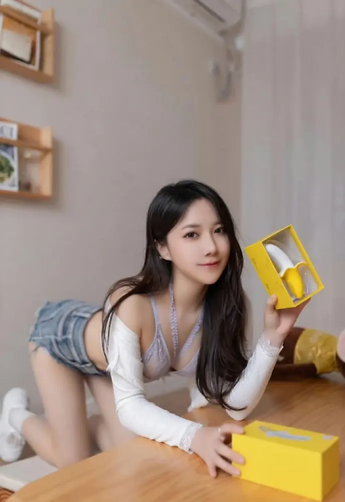 热门动漫壁纸对比图